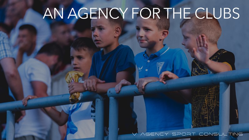 Egyedi mezek és felszerelések - PDF letöltés